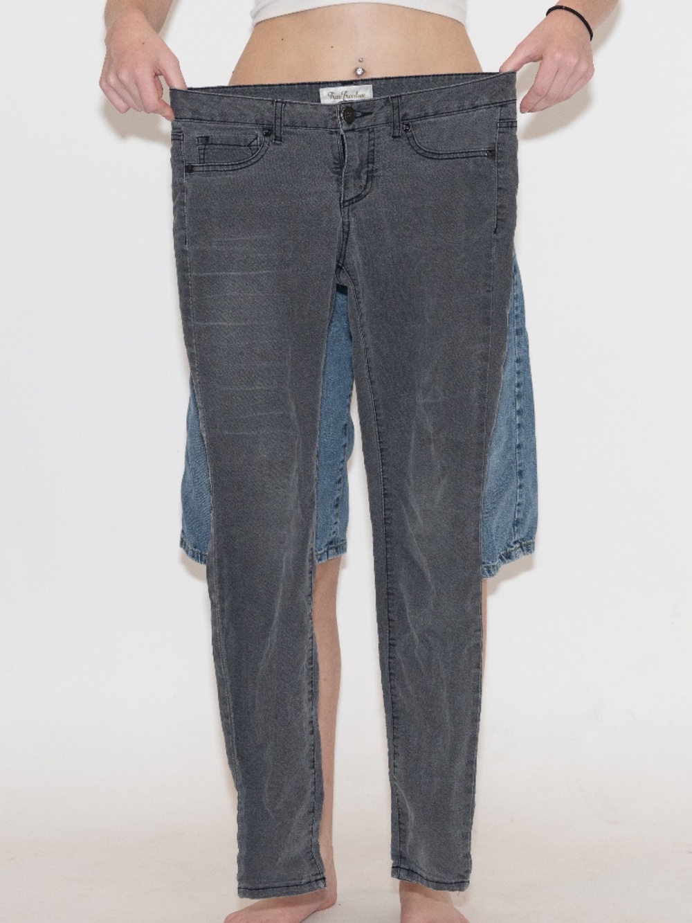 Y2k low rise skinny jeans grey size 5 true freedom cotton polyester spandex